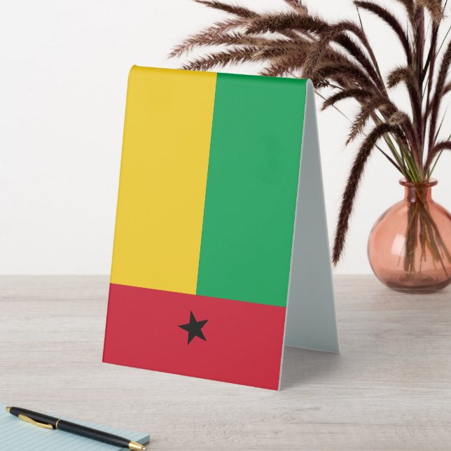 Guinea-Bissau-Flagge Tischaufsteller (In Situ (Tisch))