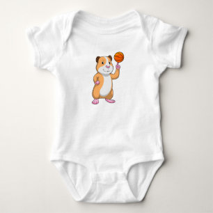 Guinea Schwein als Basketballspieler mit Basketbal Baby Strampler