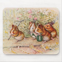 Guinea Schweine im Garten pflanzen Mousepad