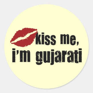 Gujrati Kiss Runder Aufkleber