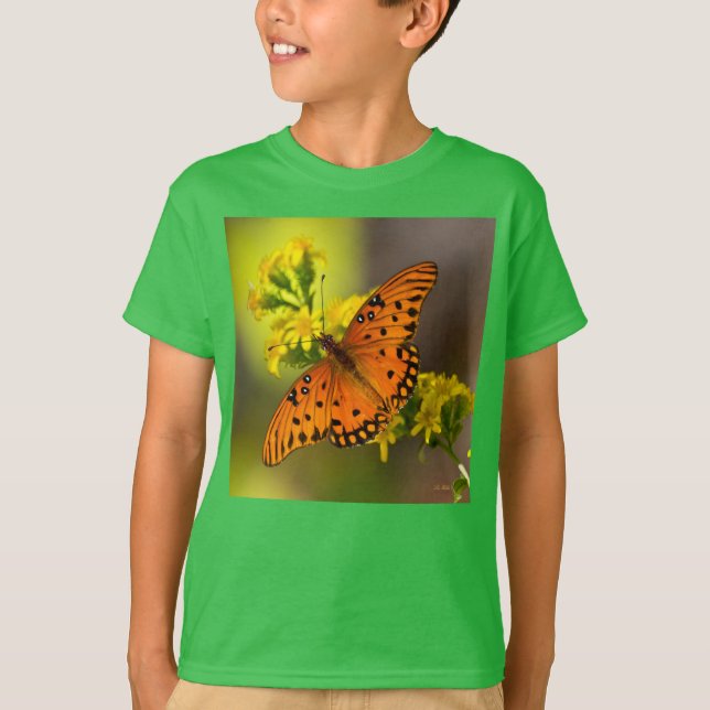 Gulf Fritillary aka Passion Butterfly on Goldenrod T-Shirt (Vorderseite)
