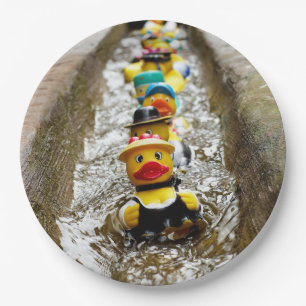 Gummi duckt WegwerfpapierTeller Pappteller