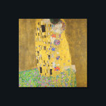 Gustav Klimt Der Kiss Leinwanddruck<br><div class="desc">Der Kiss ist das berühmteste und berühmteste Gemälde von Gustav Klimt. Es ist ein wunderschönes goldenes Gemälde von einem Paar tief in der Liebe, das einen romantischen Moment eines leidenschaftlichen Kusses teilt. Holen Sie sich Ihre hochwertigen Geschenkideen und wunderbare Produkte mit diesem wunderbaren Meisterwerk. Karo in unserem Shop vor weiteren...</div>