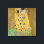Gustav Klimt Der Kiss Leinwanddruck<br><div class="desc">Der Kiss ist das berühmteste und berühmteste Gemälde von Gustav Klimt. Es ist ein wunderschönes goldenes Gemälde von einem Paar tief in der Liebe, das einen romantischen Moment eines leidenschaftlichen Kusses teilt. Holen Sie sich Ihre hochwertigen Geschenkideen und wunderbare Produkte mit diesem wunderbaren Meisterwerk. Karo in unserem Shop vor weiteren...</div>