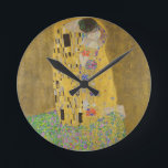 Gustav Klimt "Der Kuss" Runde Wanduhr<br><div class="desc">Gustav Klimt 's masterpiece: "The Kiss" "The Kiss, " created by the Austrian painter Gustav Klimt. It's considered to be his most famous work. He painted it between the years 1907 and 1908, which were the highpoint of his "Golden Period, " when painted a number of works utilizing gold leaf....</div>