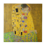 Gustav Klimt Fliese<br><div class="desc">Der Kuss wurde von Gustav Klimt gemalt.</div>