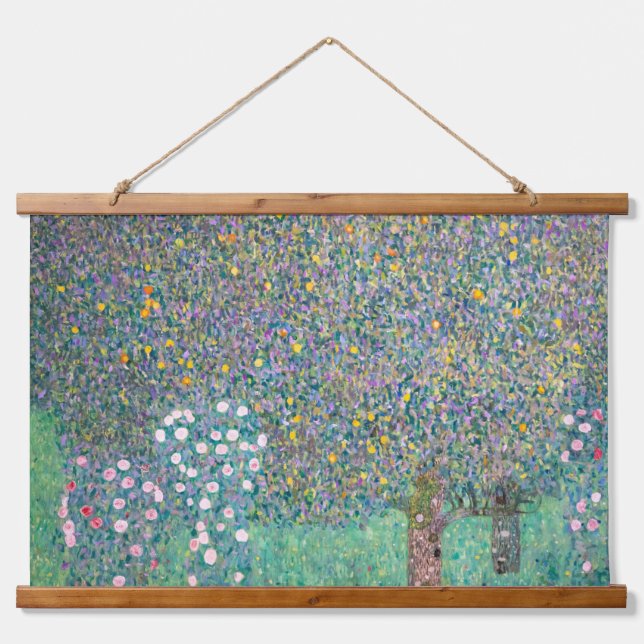 Gustav Klimt - Rosenbüsche unter den Bäumen Wandteppich Mit Holzrahmen (Vorne)