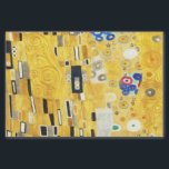 Gustav Klimt The Kiss Seidenpapier<br><div class="desc">Gustav Klimt Die Vintage Jugendstil-Malerei Der Kuss wurde zwischen 1907 und 1908, dem Höhepunkt seiner Goldenen Periode, vom österreichischen Symbolik-Maler Gustav Klimt gemalt, als er eine Reihe von Werken in einem ähnlich vergoldeten Stil malte. Das Gemälde gilt weithin als Meisterwerk der frühen Moderne. Es ist ein Symbol des Wiener Jugendstils...</div>