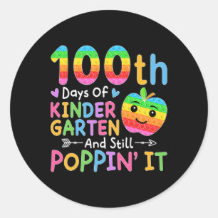 Gute 100 Tage Kindergarten und noch Poppin' I Runder Aufkleber