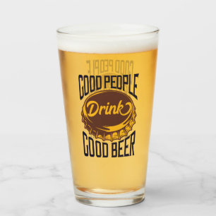 Gute Leute trinken guten Bierspass Barkeeper Glas