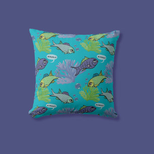 Gute Morgenröte beim Schwimmen von Fischkorallenri Kissen