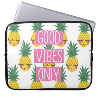 Gute Vibes Pineapples Sommermuster Laptopschutzhülle