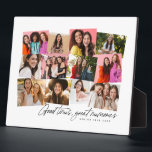 Gute Zeiten große Erinnerungen Spaß 12 Foto Collag Fotoplatte<br><div class="desc">Eine lustige Collage von 12 Fotos ist eine tolle Möglichkeit, sich an die besonderen Zeiten zu erinnern. Mit handgeschriebenen "guten Zeiten, großartigen Erinnerungen" beinhaltet diese Collage-Plakette des Fotos auch Platz für den eigenen Text. Feiern Sie ein Seniorenjahr, einen Urlaub, eine Sportsaison oder alles andere mit dieser großartigen Geschenkidee. Perfekt für...</div>