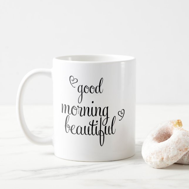 Guten Morgen Schöne Typografie mit Herzen Kaffeetasse (Mit Donut)