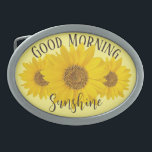 Guten Morgen Sonnenschein Sonnenblume Ovale Gürtelschnalle<br><div class="desc">Ein nahes Foto einer hellgelben Sonnenblume mit dem Text "Good Morning Sunshine" in dunkelbrauner Farbe auf hellgelbem Hintergrund. Der Text kann bearbeitet werden. Wenn Sie also gewollt haben,  können Sie das Wort Sunshine beispielsweise durch einen Namen oder einen anderen Text ersetzen.</div>