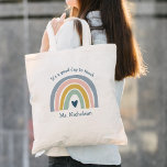 Guten Tag, Lehrerin Geschenk Boho Rainbow Tragetasche<br><div class="desc">Der "Good Day To Teach Teacher" Geschenk Boho Rainbow Tote Tag bietet ein bezauberndes Duo Regenbogen in Rosa,  Blau,  Senf und Grün,  zusammen mit lustigen Typ.</div>