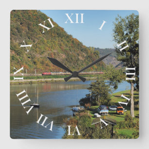 Güterzug bei Löf Quadratische Wanduhr