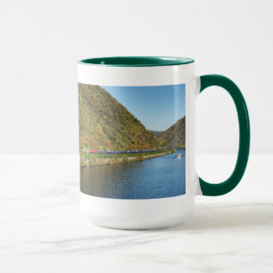 Güterzug bei Löf Tasse