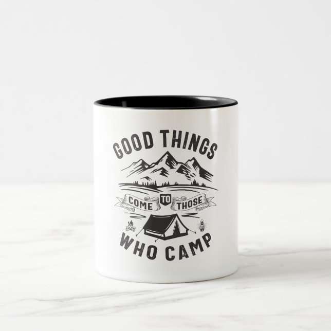 Gutes kommt denen, die draußen zelten zweifarbige tasse (Mittel)
