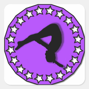 Gymnast in lila quadratischer aufkleber
