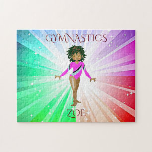 "GYMNASTICS" beleuchtet Rätsel mit Gymnast.