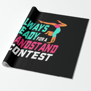 Gymnastik bereit für einen Handstand-Wettbewerb Geschenkpapier