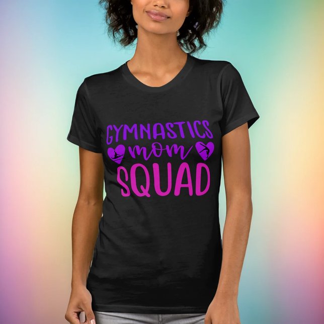 Gymnastik Mama Zitat/ Rosa und Lila Text T-Shirt (Von Creator hochgeladen)