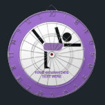 Gymnastikgeschenke, Gymnastikdarsteller nach Maß Dartscheibe<br><div class="desc">Gymnastikgeschenke,  Gymnastikdarsteller Custom Dart Boards eine minimalistische schwarze Ikone eines Gymnastes mit einem lila Leotard mit einem lila Rand um. Personalisieren Sie es und ändern Sie Text mit Monogramm,  Namen oder Ihrer Nachricht. Die perfekte Geschenkidee für den Gymnastiksportler,  Liebhaber oder Hobbyfans.</div>