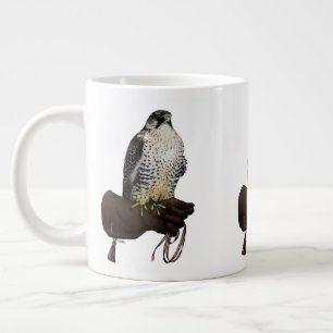 Gyrfalcon on Glove Jumbo-Tasse