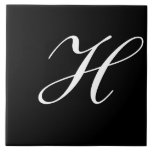 H Monogram Initial White auf Schwarz Fliese<br><div class="desc">Klassisches Weißbuchstabenmonogramm auf schwarzem Hintergrund, H.</div>