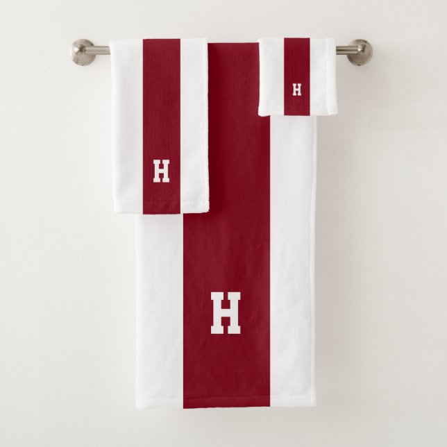 H Monogramme sur Crimson et blanc rayé (En situation)