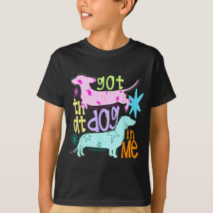Habe diesen Hund in Dackel Wiener Hund Mama Hunde T-Shirt