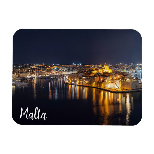 Hafen in Malta nachts beleuchtet Magnet (Horizontal)