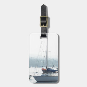 Hafen-Segelboot-Boote, die Jachthafen segeln Gepäckanhänger
