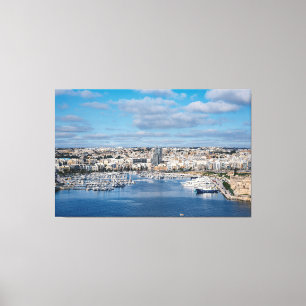 Hafen Sliema mit modernen Gebäude und Booten Leinwanddruck