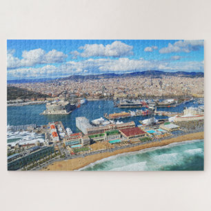 Hafen und Stadt Barcelona