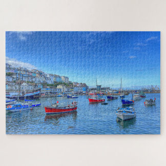 Hafen von Brixham: Bunte Boote und Devons Hügel