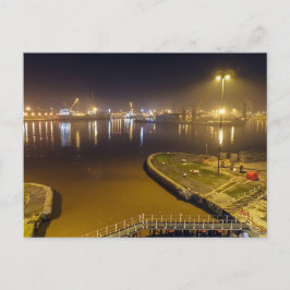 Hafen von Hull bei Nacht – Industrieller Hafen bei Postkarte