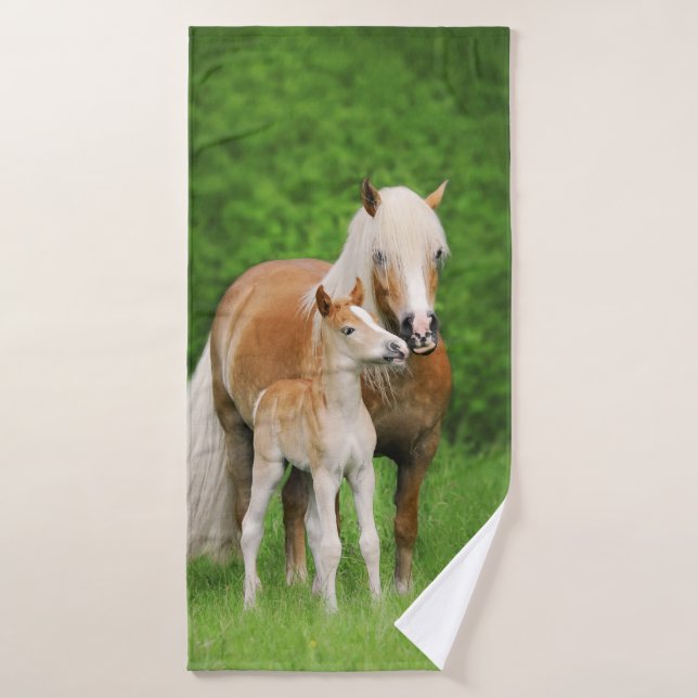 Haflinger Pferdeniedliches Badhandtuch Set (Badehandtuch)