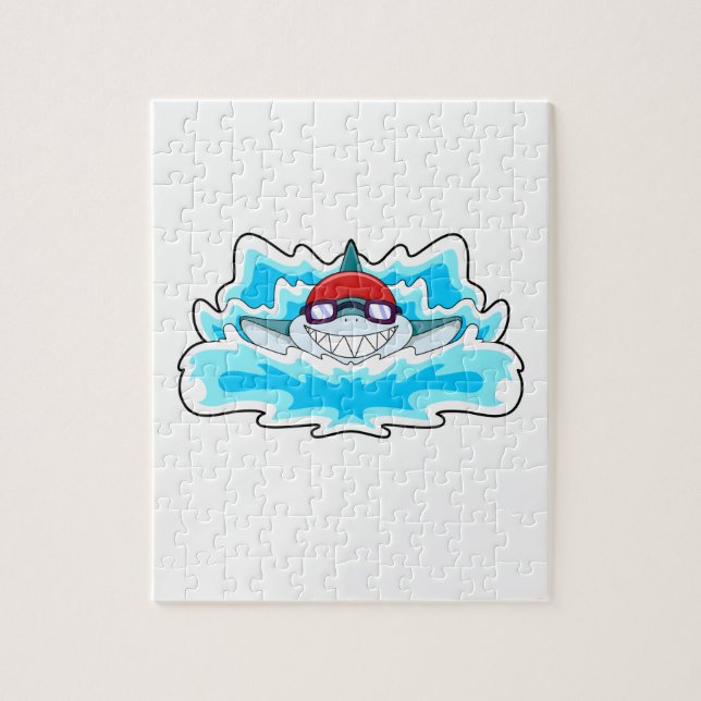 Hai beim Baden mit Schwimmbrille (Vertikal)