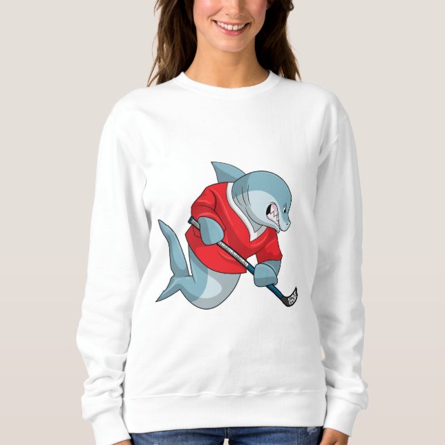 Hai beim Eishockey mit Eishockeystick Sweatshirt (Vorderseite)