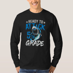 Hai bereit, 5. Klasse Jungen anzugreifen Zurück zu T-Shirt