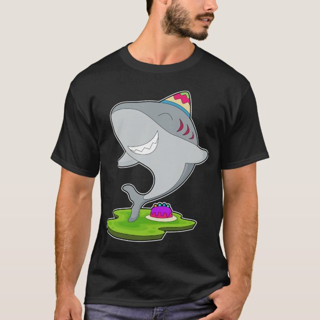 Hai Birthday Cake T-Shirt (Vorderseite)