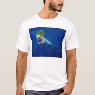 Haifisch gegen Eviloccoli T-Shirt