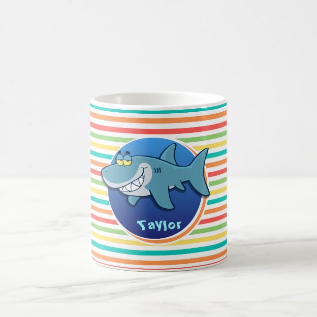 Haifisch; Helle Regenbogen-Streifen Kaffeetasse (Mittel)