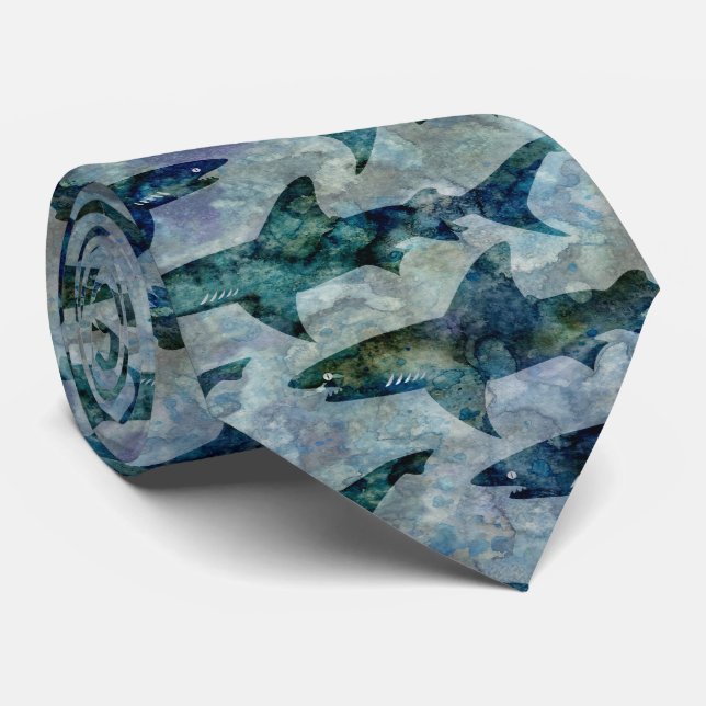 Haifischschule in Watery Blue Krawatte (Gerollt)