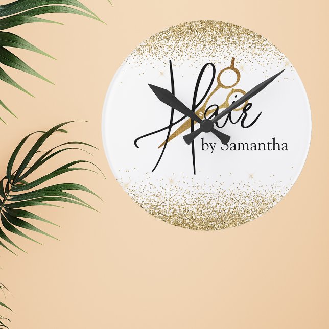Hair Stylist Gold Personalisierte Schere Runde Wanduhr (Von Creator hochgeladen)