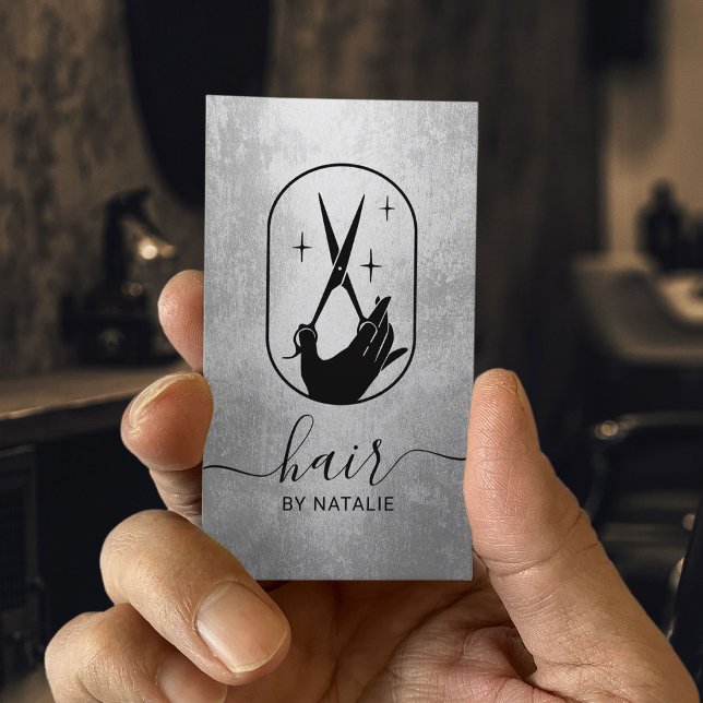 Hair Stylist Schere Handlogo Modern Silber Salon Visitenkarte (Von Creator hochgeladen)