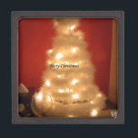 Hakuna Matata Merry Christmas white Kiste<br><div class="desc">Während die Weihnachtsfarben rot erscheinen, gibt es eine besondere Möglichkeit, den phantastischen Weihnachtsschnee mit der Schönheit der Weihnachtslieder, -geschenke und -geschenke zu verbinden. Diese Zeit des Jahres ist, was Red Christmas Jingle Bells lasse Ihnen Erfahrung und haben einen gesegneten Nice Day HoHoHo! Frohe Weihnachten und ein glückliches Neues Jahr mit...</div>