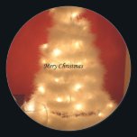 Hakuna Matata Merry Christmas white Runder Aufkleber<br><div class="desc">Während die Weihnachtsfarben rot erscheinen, gibt es eine besondere Möglichkeit, den phantastischen Weihnachtsschnee mit der Schönheit der Weihnachtslieder, -geschenke und -geschenke zu verbinden. Diese Zeit des Jahres ist, was Red Christmas Jingle Bells lasse Ihnen Erfahrung und haben einen gesegneten Nice Day HoHoHo! Frohe Weihnachten und ein glückliches Neues Jahr mit...</div>